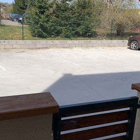 Apartman S Terasou Zwoleń Zewnętrze zdjęcie