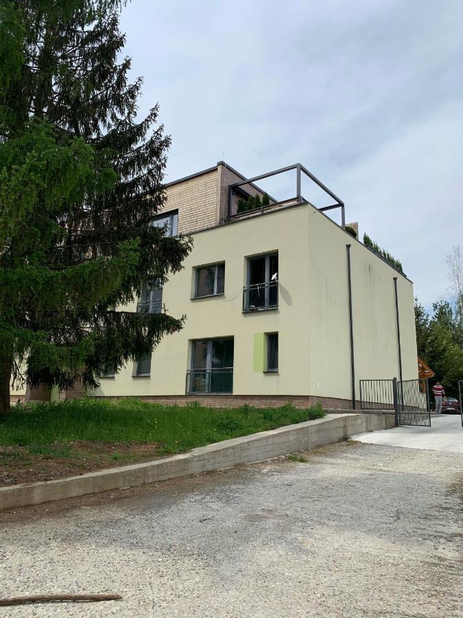 Apartman S Terasou Zwoleń Zewnętrze zdjęcie